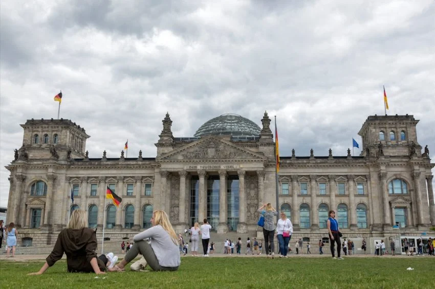 Übersicht: Sozialversicherungswerte für 2026 (inkl. GKV-Zusatzbeitrag)